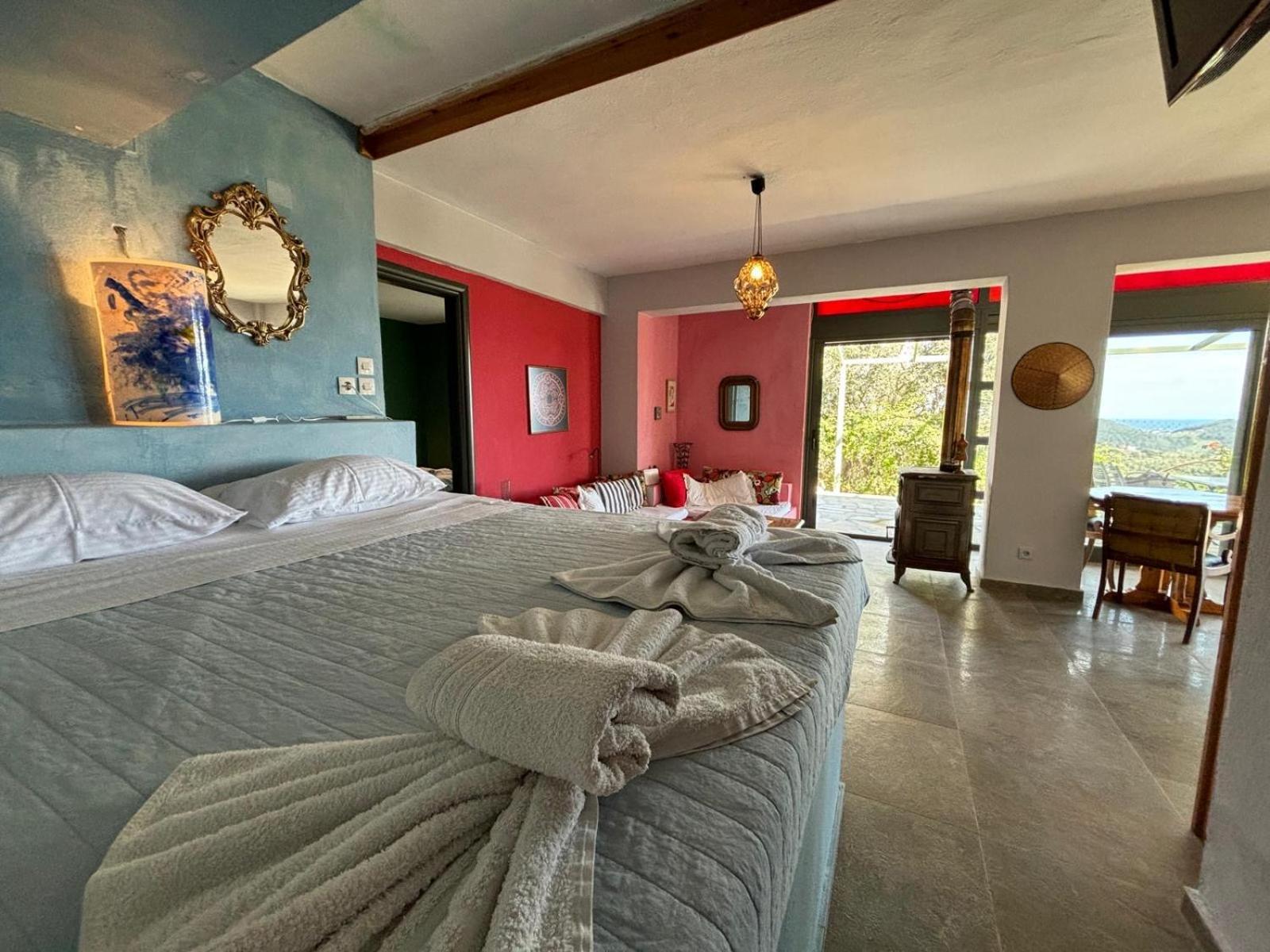 Tierra Villa Skiathos Town Exterior photo