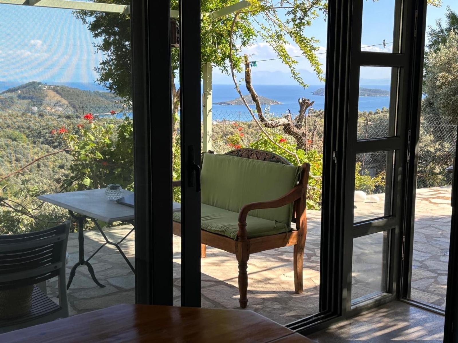 Tierra Villa Skiathos Town Exterior photo