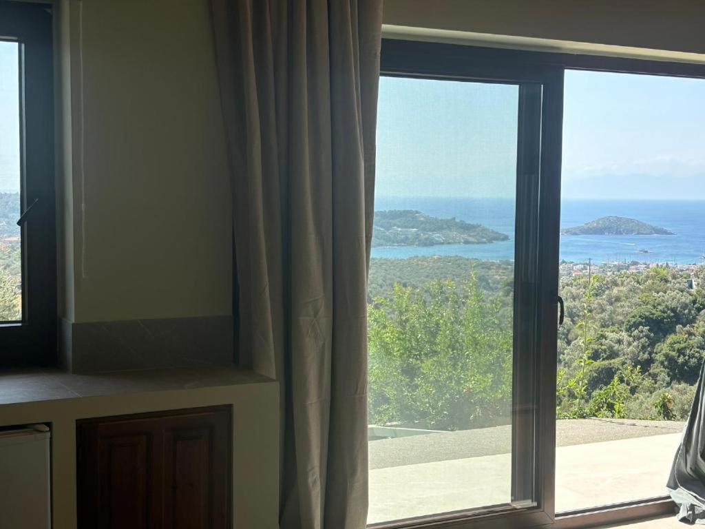 Tierra Villa Skiathos Town Exterior photo